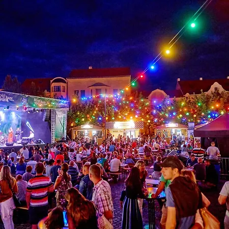 Ovaros Boutique * Веспрем