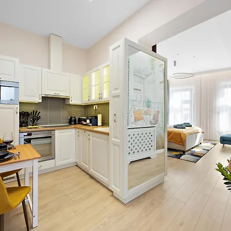 Ovaros Boutique Веспрем